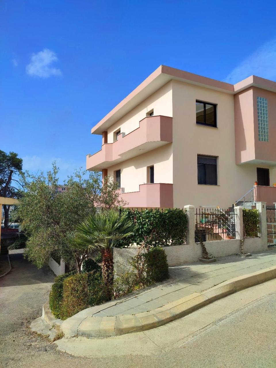 גולם Bp Beach Apartments מראה חיצוני תמונה
